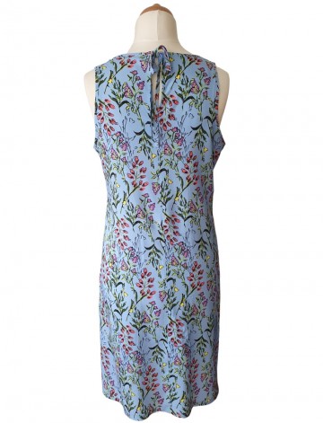 Blauw met bloemenachter