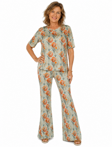 Green orange suit model2 site